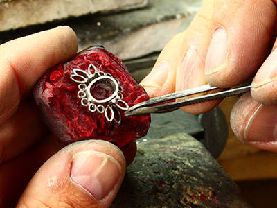 Jewellery Making Activity